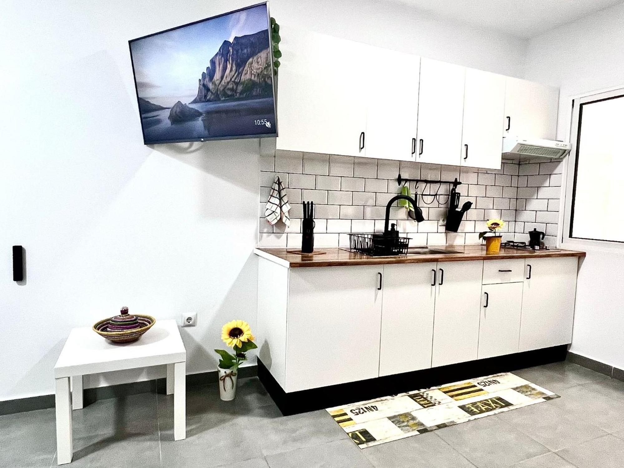 Animos! Apartments - 10 Modern Apartments Near The City & Beach, Perfect For Nomads, Travellers, Families, Watersports! Santa Maria Eksteriør bilde
