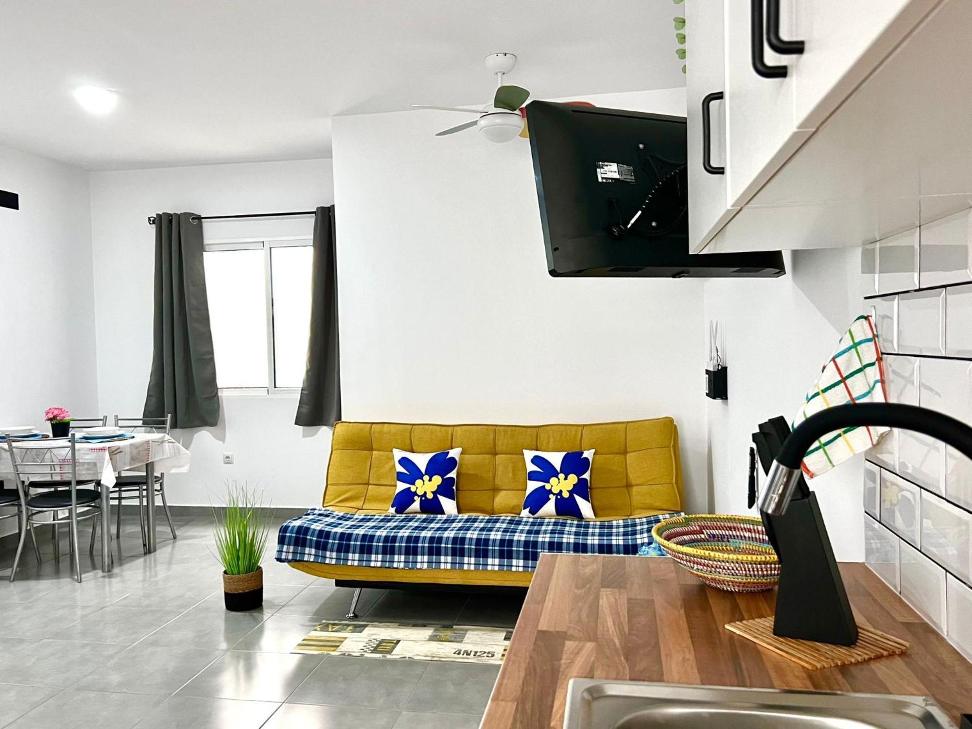 Animos! Apartments - 10 Modern Apartments Near The City & Beach, Perfect For Nomads, Travellers, Families, Watersports! Santa Maria Eksteriør bilde
